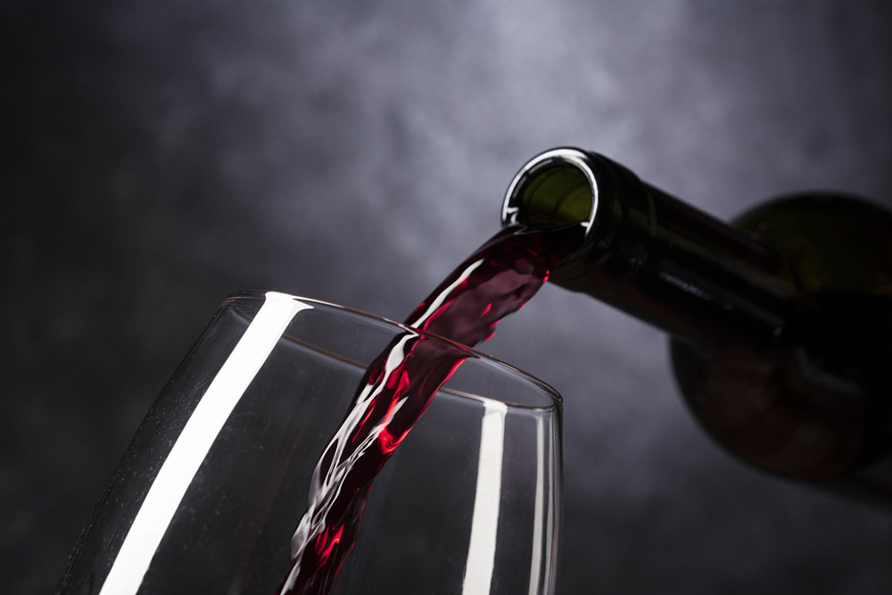 SPERETO TUSCANY Apartments & Villas wine supply